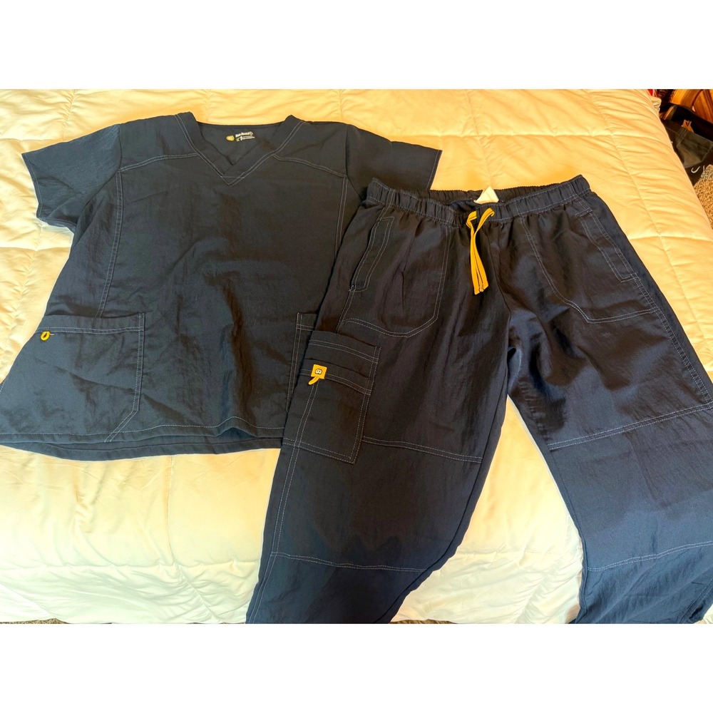 Wonder Wink Scrub Set Womens XL Navy Blue  V-Neck Cargo Pants